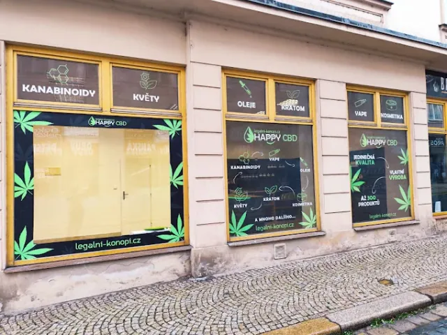 Výloha prodejny Happy CBD Znojmo s označením Happy CBD a Legalni-konopi.cz