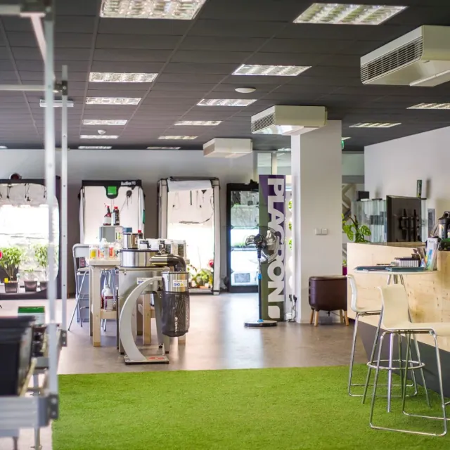 Showroom Naarden v Praze-Ruzyni